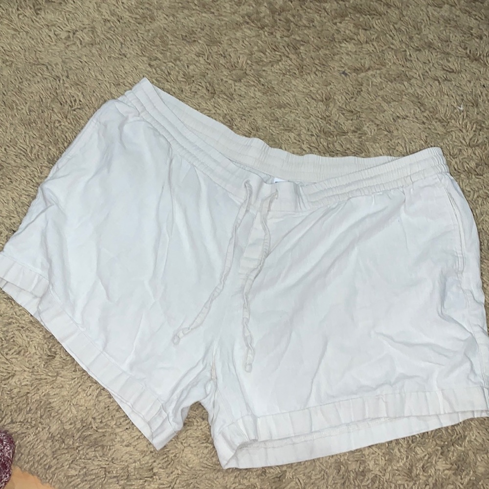 EUC Old Navy XXL linen blend shorts with pockets
